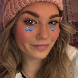 Meet your Posher, Maddie